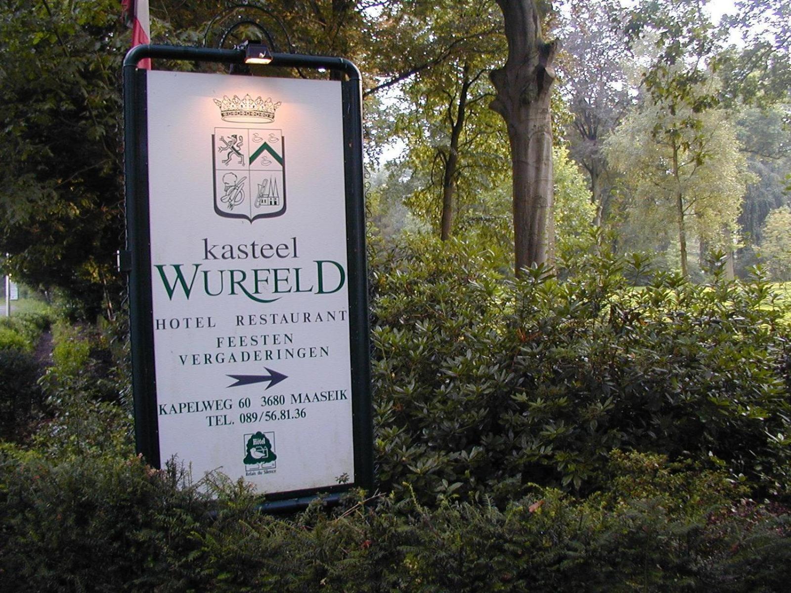 Hotel Kasteel Wurfeld Maaseik Esterno foto